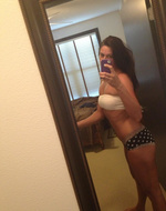 Milf Girlfriend Full Body Pics w/Face