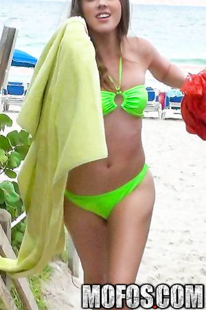 18 19 Teens, POV, Shaved Pussy