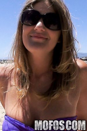 Blowjob, Glasses, POV, Shaved Pussy