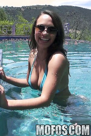 Big Tits, Blowjob, Glasses, Outdoor, Pool