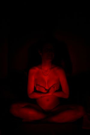 Naked in red, fucking instand