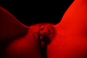 Naked in red, fucking instand