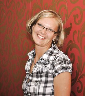 Magda Polish anal slut spreading