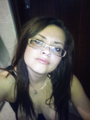 Iza 30yo Polish hairy busty wife whore