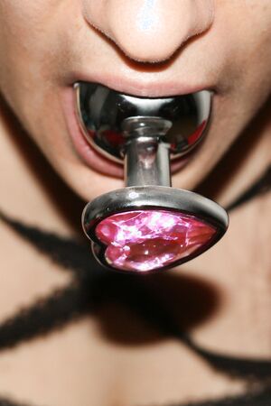 Sarahporn69 : I Give you my heart for Valentine's day.