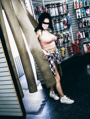 Pictures of me and my huge tits