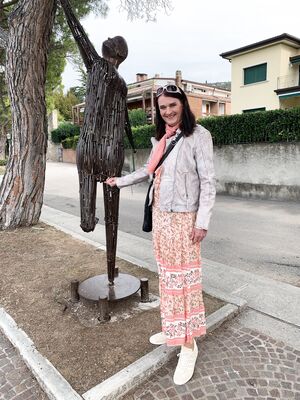 hooker Erika strolling at lago del garda