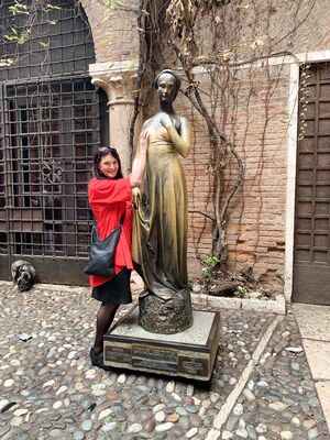 hooker Erika strolling at lago del garda