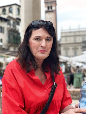 hooker Erika strolling at lago del garda