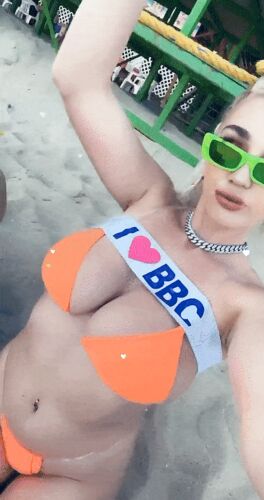 Stripper Babe Lisa Party's On