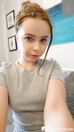 Should I bang this hot redhead babe?