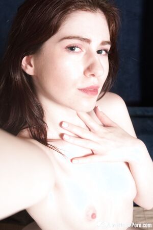 I like to take pics of my perfect tits