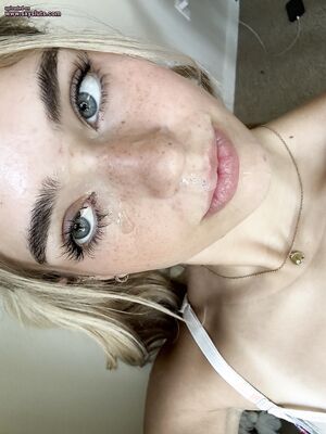 Rachel M from sxysluts.com