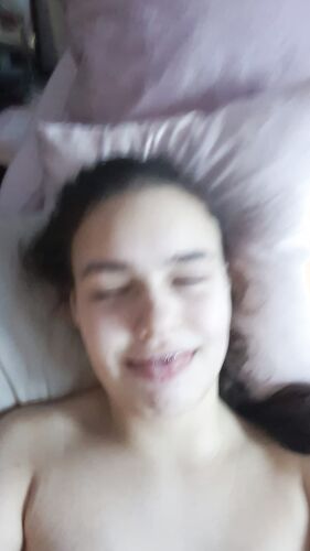 TurkishTeenSlut felt sluty the other day