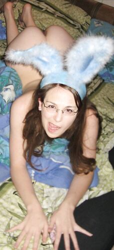 Nerdy girl amateur