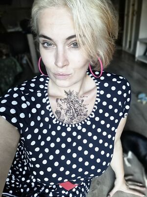 Polish busty mum slut