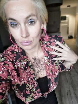 Polish busty mum slut