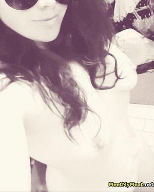 .. shes  sexy..