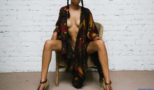 Dude.. She's so damn stunning..