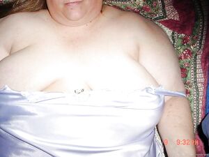 BBW Victoria Exposed