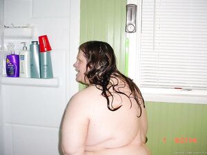 BBW Victoria Exposed