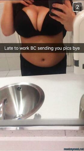 Man.. Shes  stunning<33