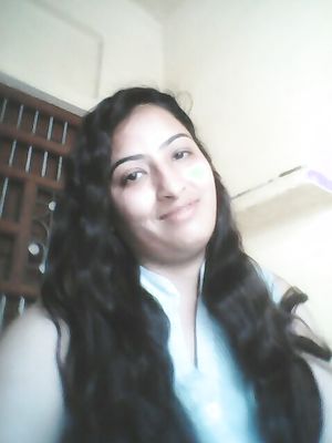 delhi girl kirti sharma