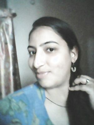 delhi girl kirti sharma