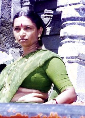 Indian Curvy Mature Bitch