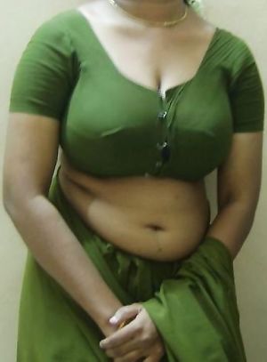 Indian Curvy Mature Bitch