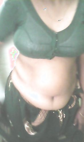 Indian Curvy Mature Bitch