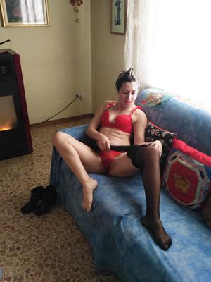 Cinzia the Italian whore