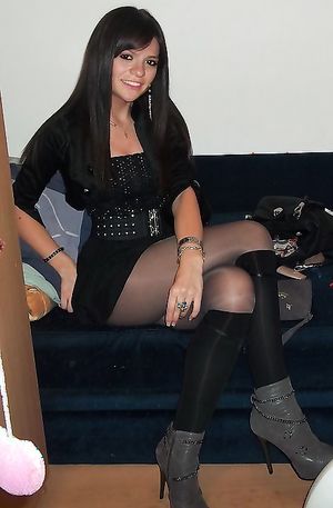 Sofia Adamopoulou sexy brunette