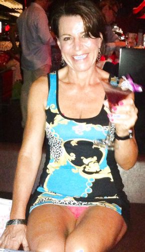 Mature slut Liz