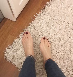 Euro blonde feets