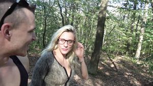 The athletic beauty Izabela ended in a house from a horror