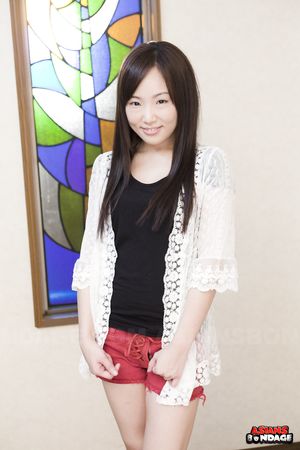 Super cute brunette darling Ai Mizushima is here to rock your world