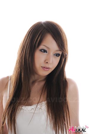 Ichika is so beautiful in a white long dress and high heel sandals.