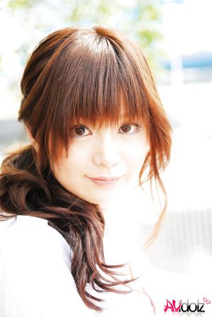 Asian Anna Watanabe takes a walk to expose her sexy legs in shorts.