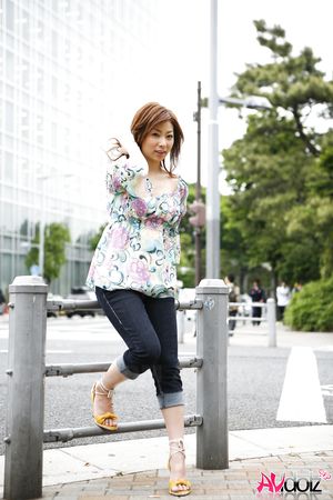 Keiko Morikawa is happy to pose outdoor, smiling and being so natural.