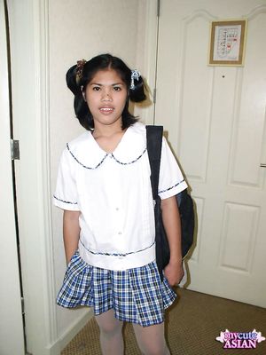 Tight little asian coed gets deeply banged and cumfaced at home