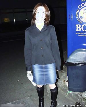 Real japanese amateur girl showing her thin sexy naked body here