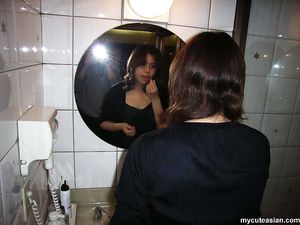 Sexy Asian Amateur MILF suck and enjoys fresh cum on her face