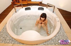 Japanese beauty shows her perfect body then gets deeply fuck