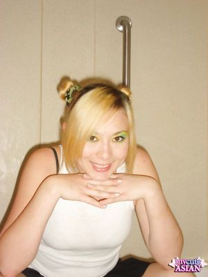 Blonde japanese amateur stripping and spreading her hot pussy