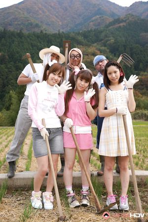Nagisa Konno, Hana Otsuka, Maria Hanano are farmer girls at work.