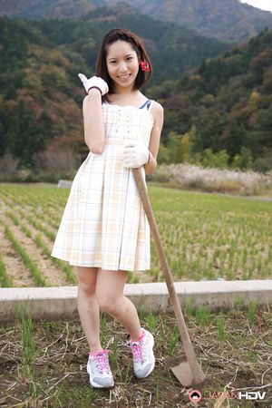 Nagisa Konno, Hana Otsuka, Maria Hanano are farmer girls at work.