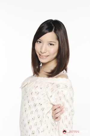 Kurara Makise looks so hot in a white sweater and a very short skirt.