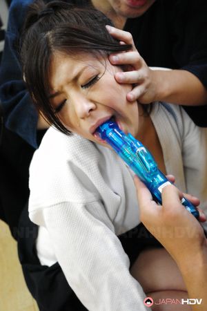 Kendo slut Jun Sena enjoys in two big dicks and her sex toys