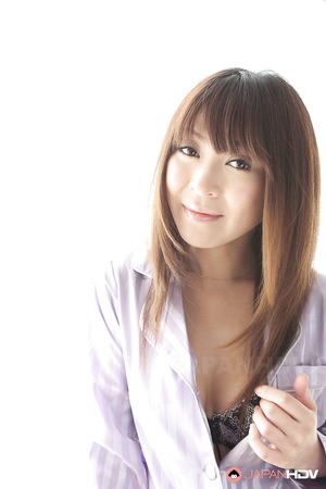 Long haired Japanese MILF Jun Kusanagi will impress everyone